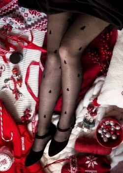 Черен чорапогащник с коледни мотиви CHRISTMAS TREES 